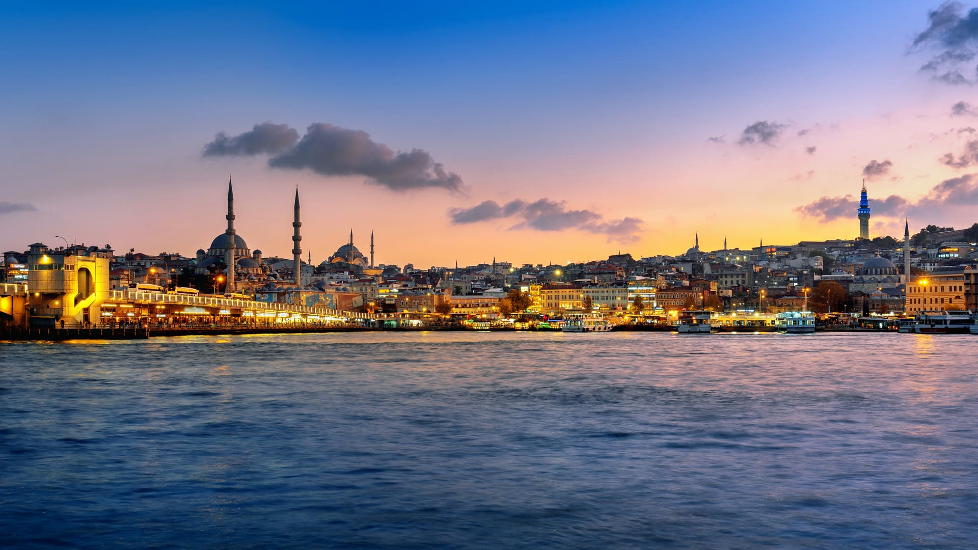 panoramic-istanbul-city-twilight-turkey